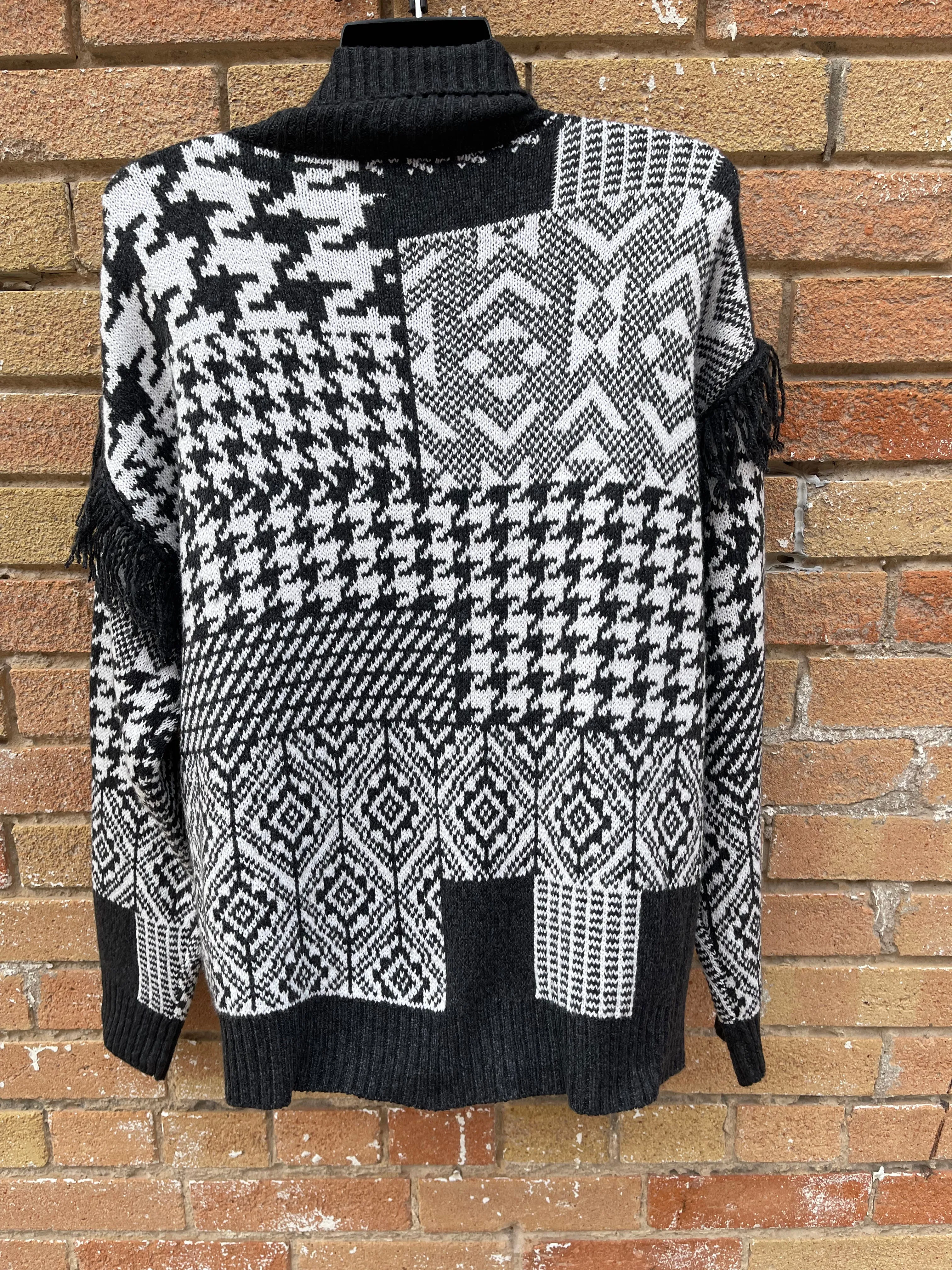 Adore Cable Kint Sweater