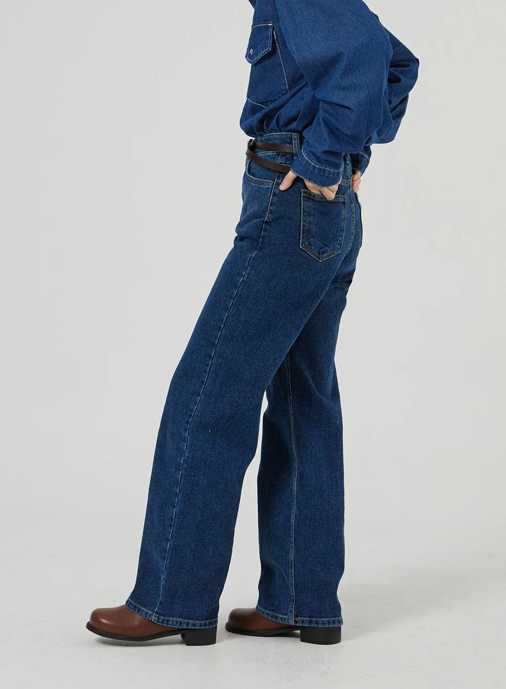 Basic Indigo Jeans OF310