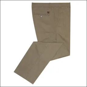 Douglas Preston Beige Chinos<>