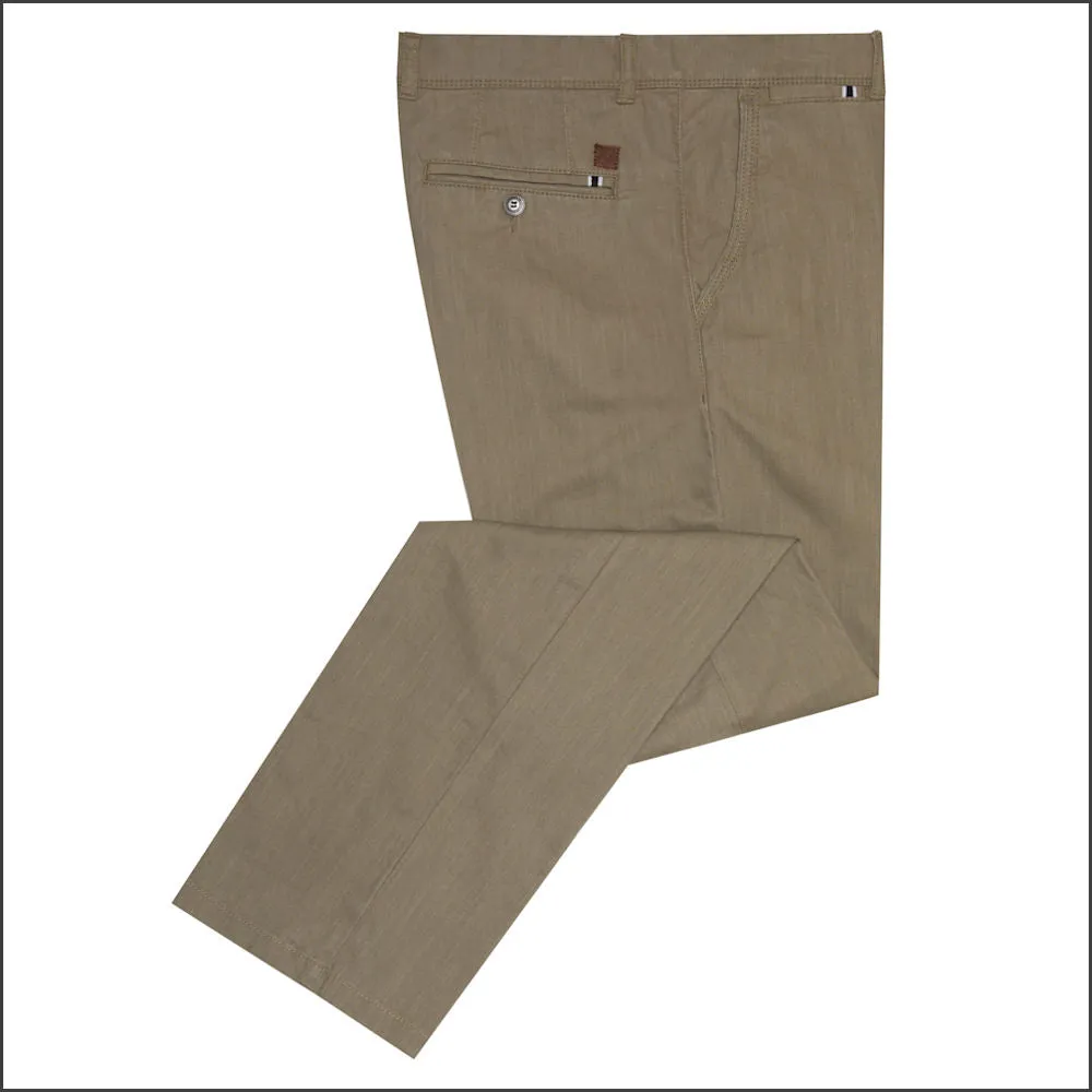 Douglas Preston Beige Chinos<>