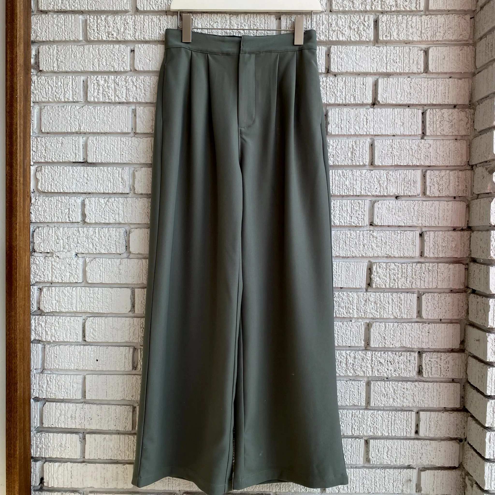 LEOLA Trousers