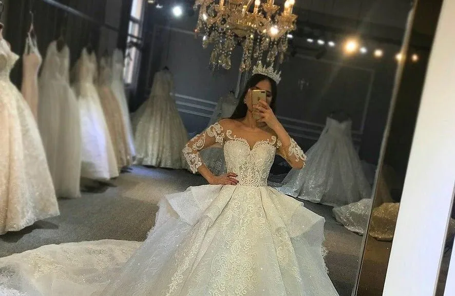 New Model Wedding dress With Long Train